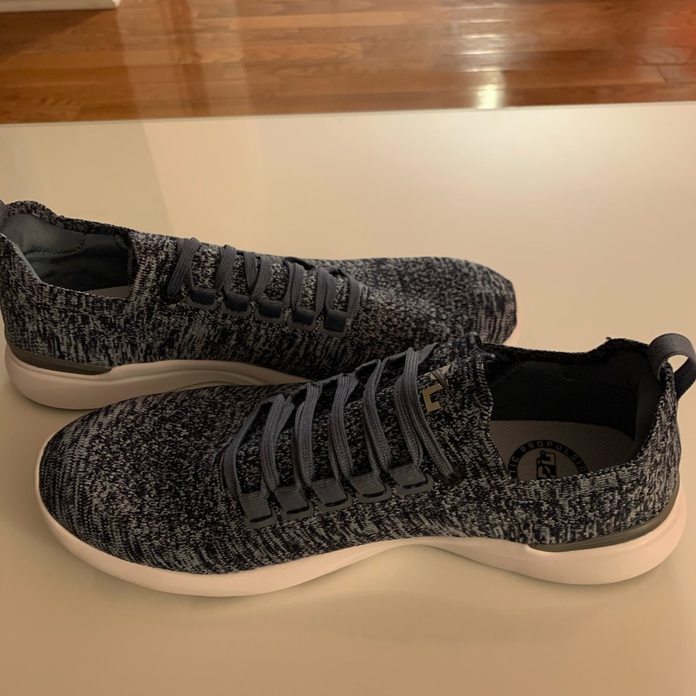 APL techloom breeze running shoes